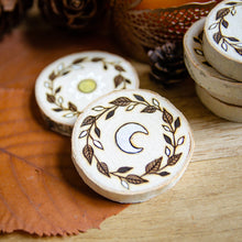 Load image into Gallery viewer, Yes/No Coins - Divination Set