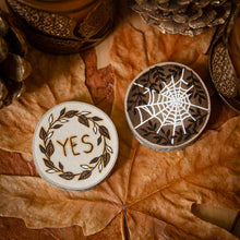 Load image into Gallery viewer, Spiderweb Yes/No Coins - Illustrated Divination Set