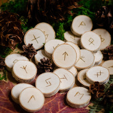 Load image into Gallery viewer, Traditional Wooden Rune Set