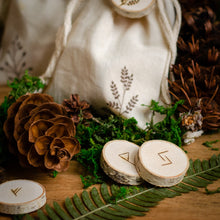 Load image into Gallery viewer, Traditional Wooden Rune Set