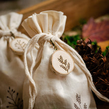 Load image into Gallery viewer, Traditional Wooden Rune Set