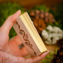 Load image into Gallery viewer, Wildera Lenormand - Nature-inspired Oracle Deck