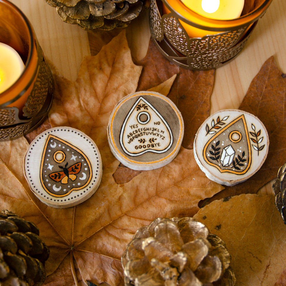 Mini Ouija Planchettes - Wooden Amulet Pack