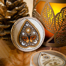 Load image into Gallery viewer, Mini Ouija Planchettes - Wooden Amulet Pack
